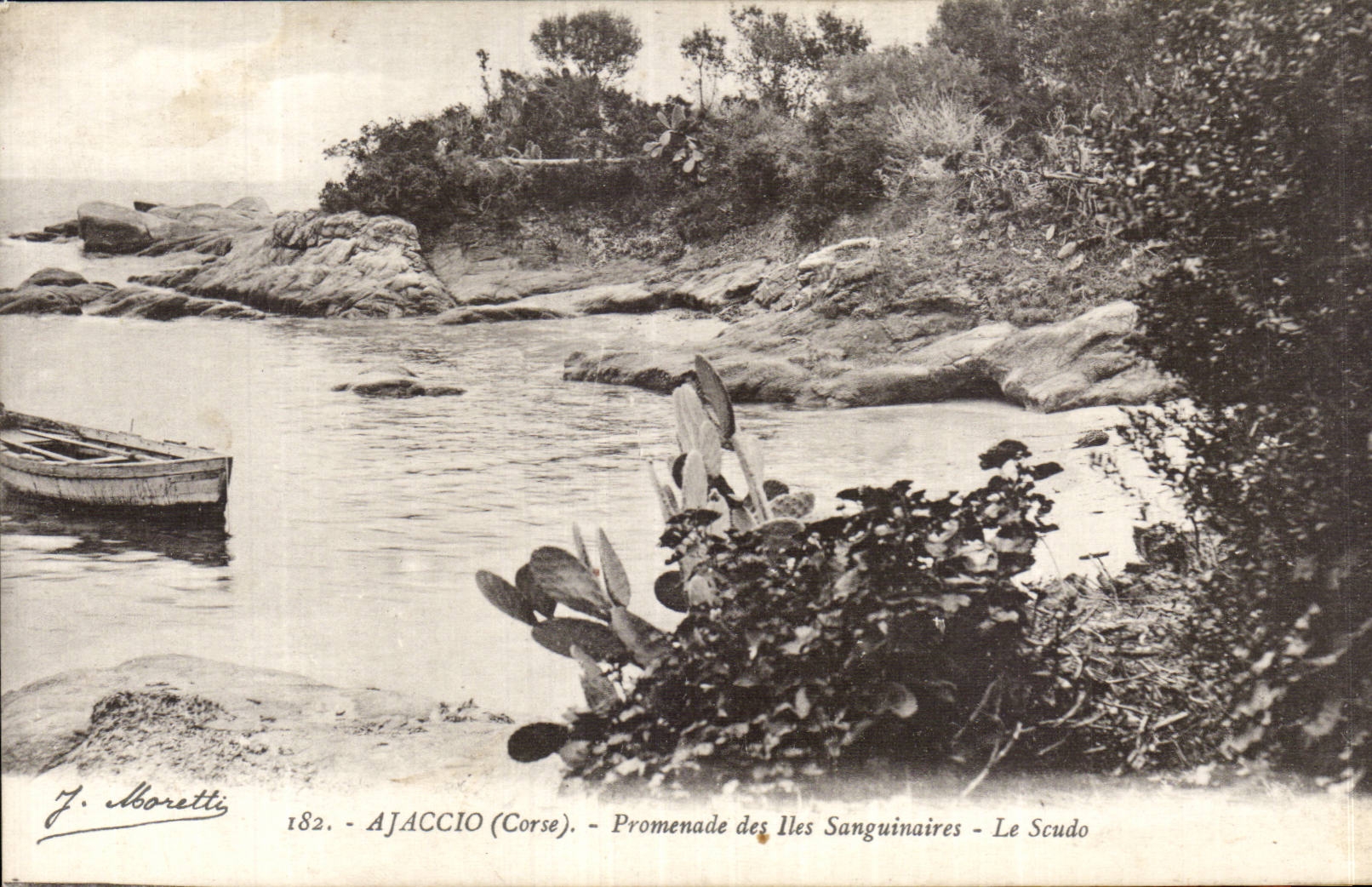 Ajaccio (Corse) — Promenade des Îles Sanguinaires - Le Scudo — J. Moretti, n° 182