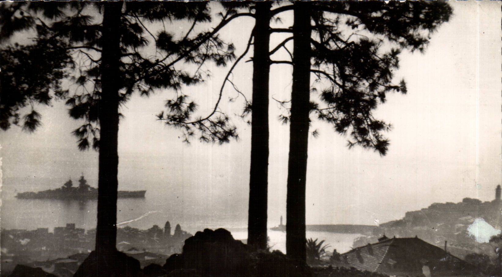 Vue de Bastia — bateau de guerre en mer — éd. Mougins, n° 20