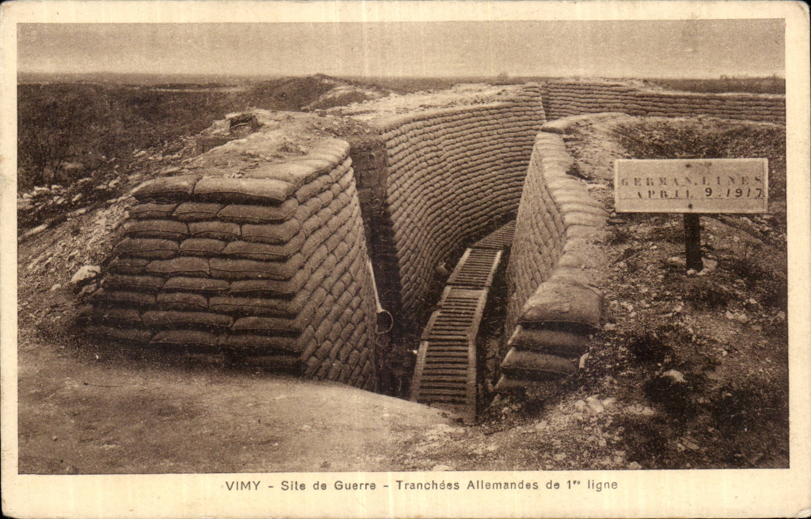 CPA Militaria Vimy Site de guerre Tranchees allemandes de 1ere ligne 
