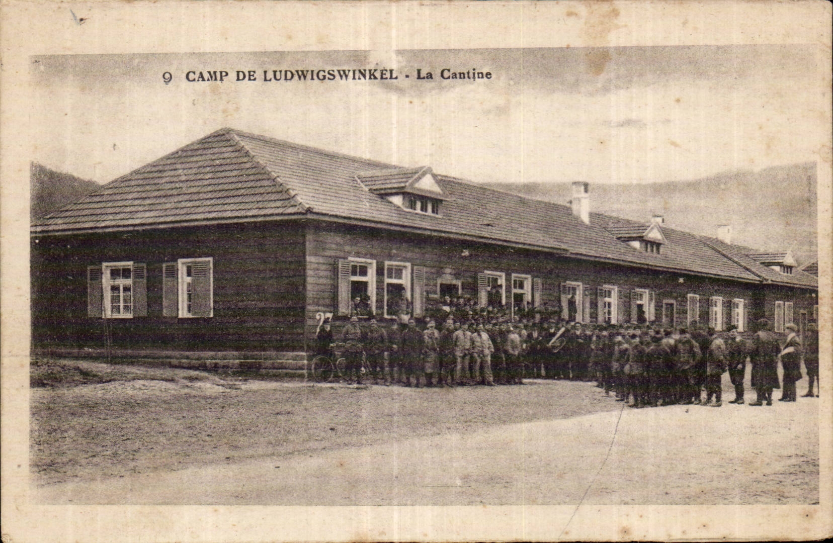 CPA Militaria Camp de Ludwigswinkel La cantine 