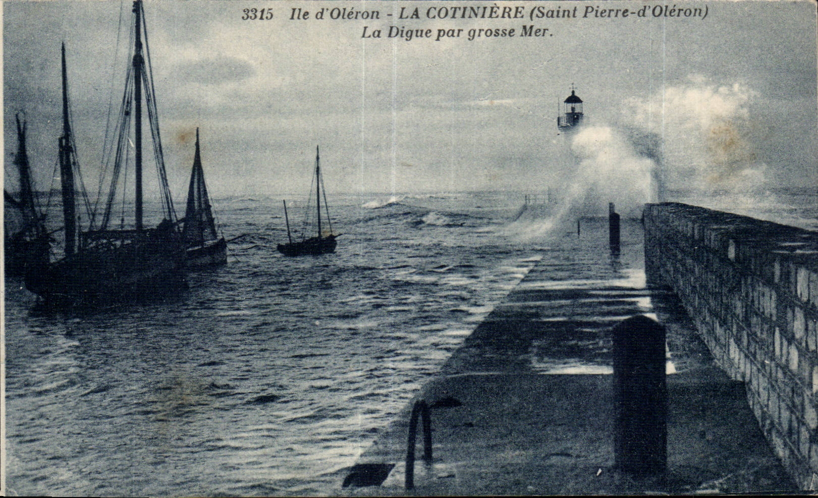 Ile d Oleron - La Cotiniere - Saint Pierre d Oleron - La Digue par Grosse Mer - CPA 