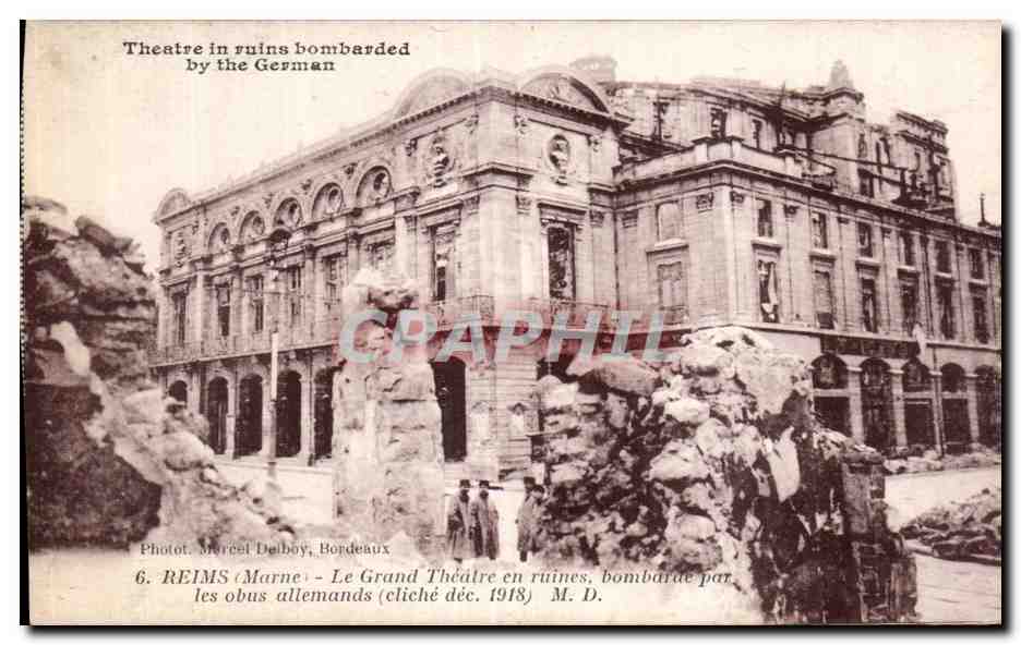 CPA Militaria Guerre 1914 Reims Le grand theatre en ruines bombarde par les obus allemands 