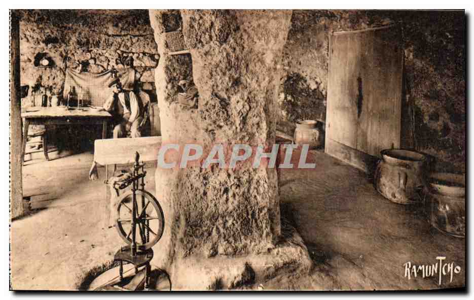 Meschers - Grottes des Fontaines Rouet - CPA 