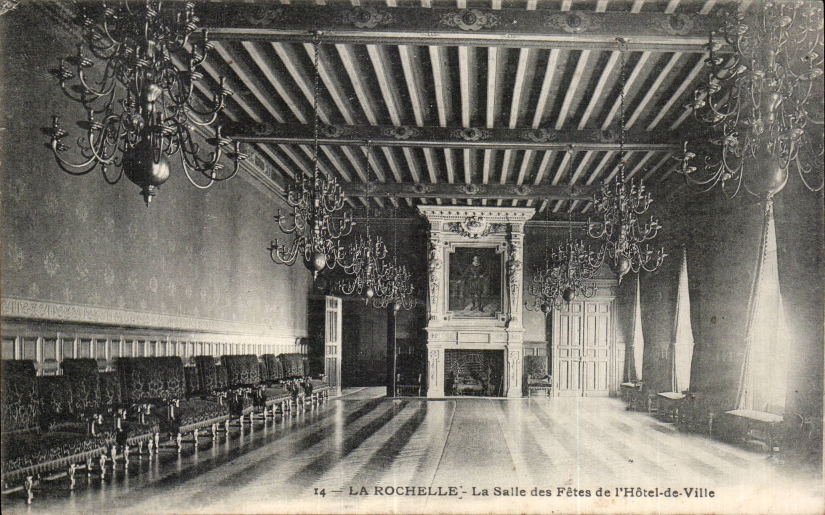 La Rochelle - La Salle des Fêtes de l'Hôtel-de-Ville — éditeur inconnu, n° 14