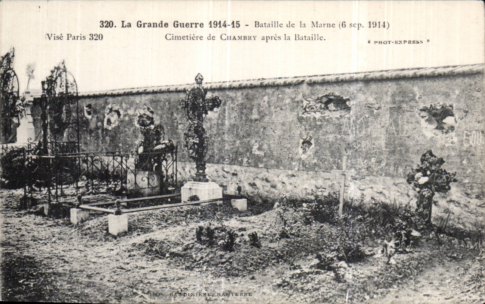 CPA Militaria La grande guerre 1914 Bataille de la Marne 1914 Cimetiere de Chambry apres la bataille