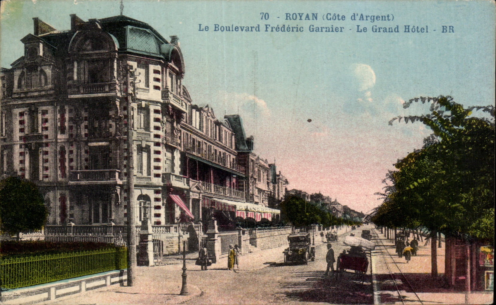 Royan - Le Boulevard Frederic Garnier - Le Grand Hotel - CPA