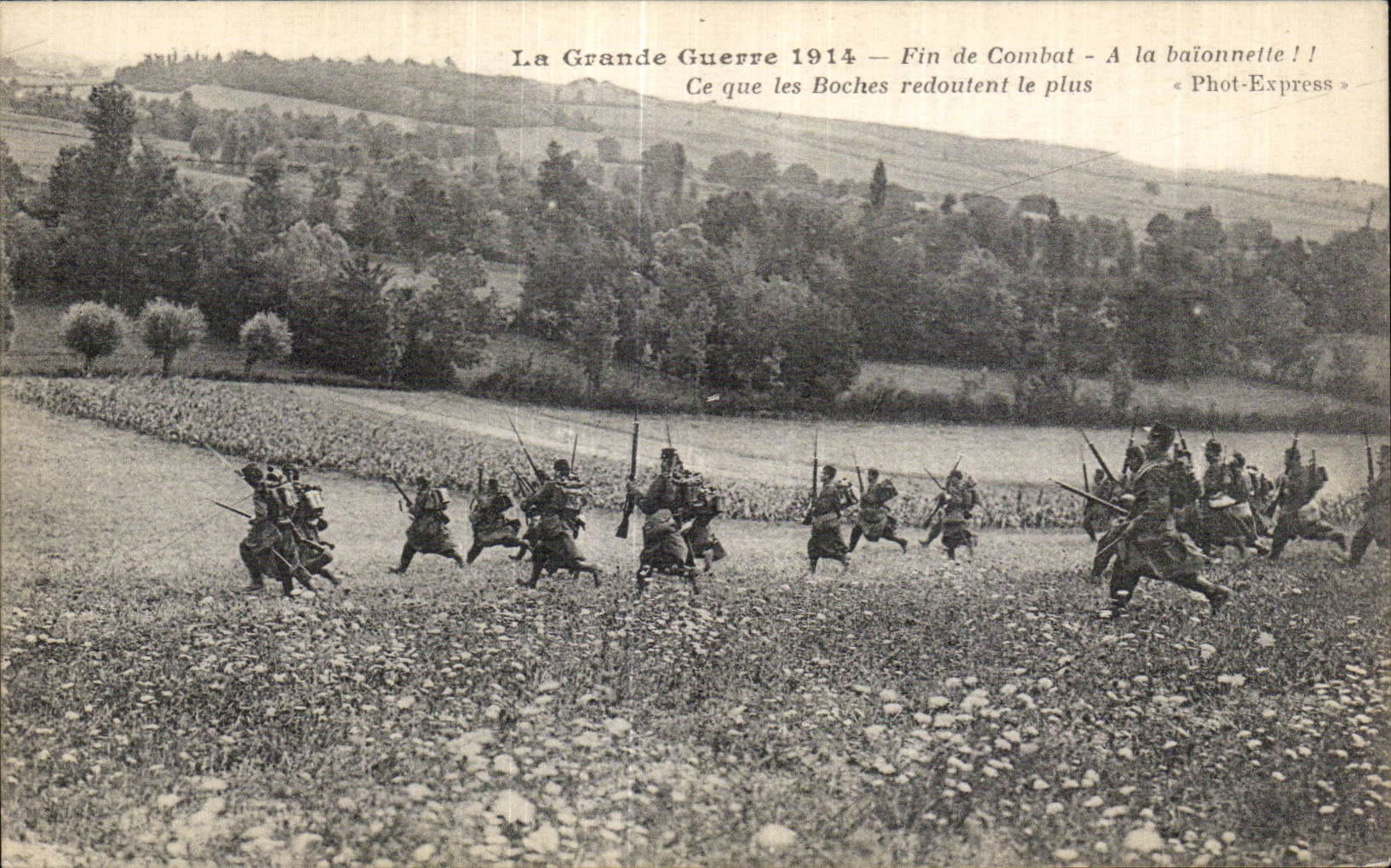 CPA Militaria La grande guerre 1914 Fin de combat a la baionnette CE que les boches redoutent le plus 