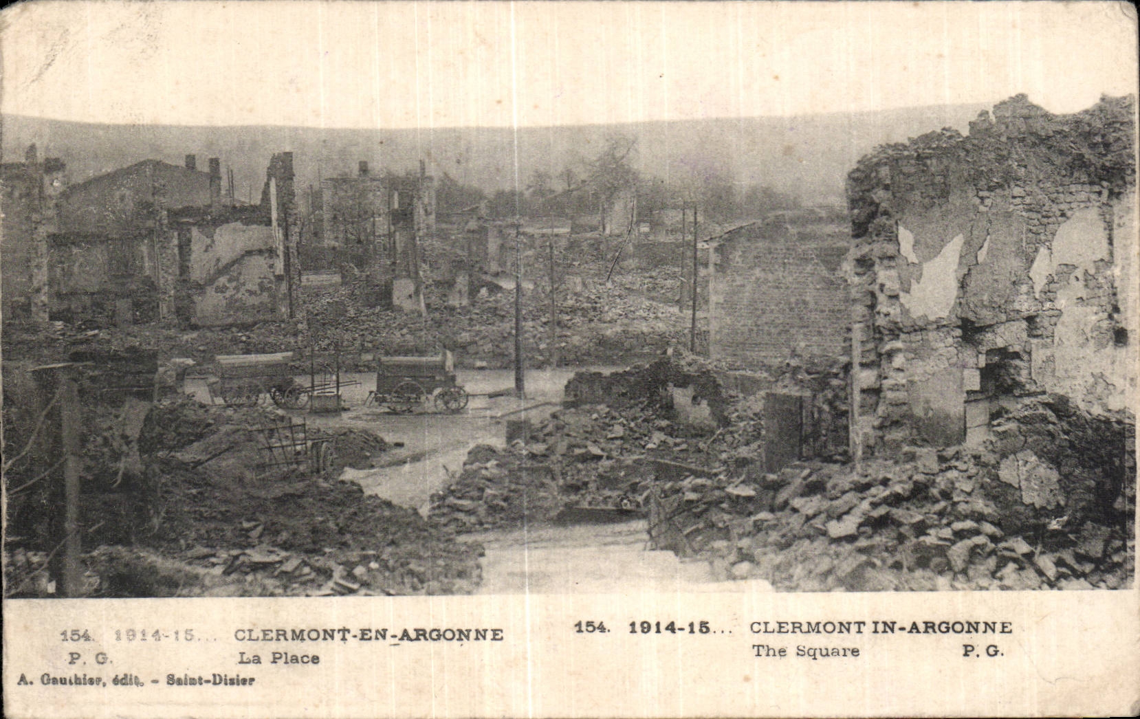Clermont-en-Argonne — La Place — A. Gauchis, édit. - Saint-Disier