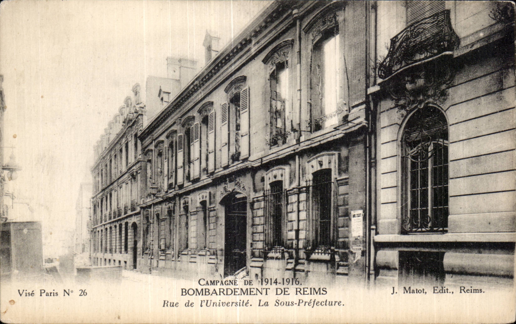 CPA Militaria Guerre de 1914 Bombardement de Reims Rue de l universite La sous Prefecture