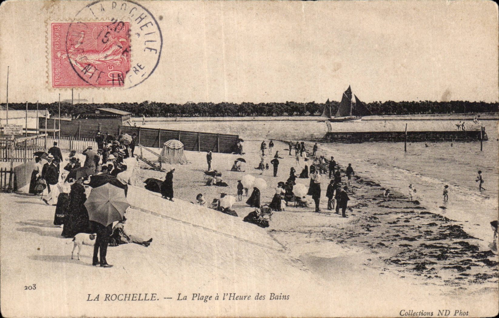 CPA La Rochelle La plage a l heure des bains