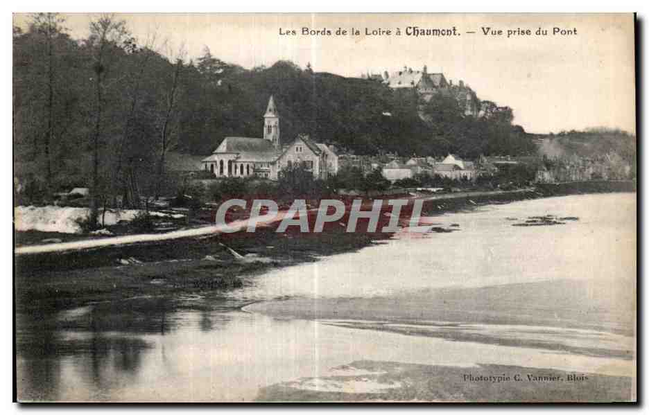 CPA Chaumont Bords de la Loire Vue prise du pont 