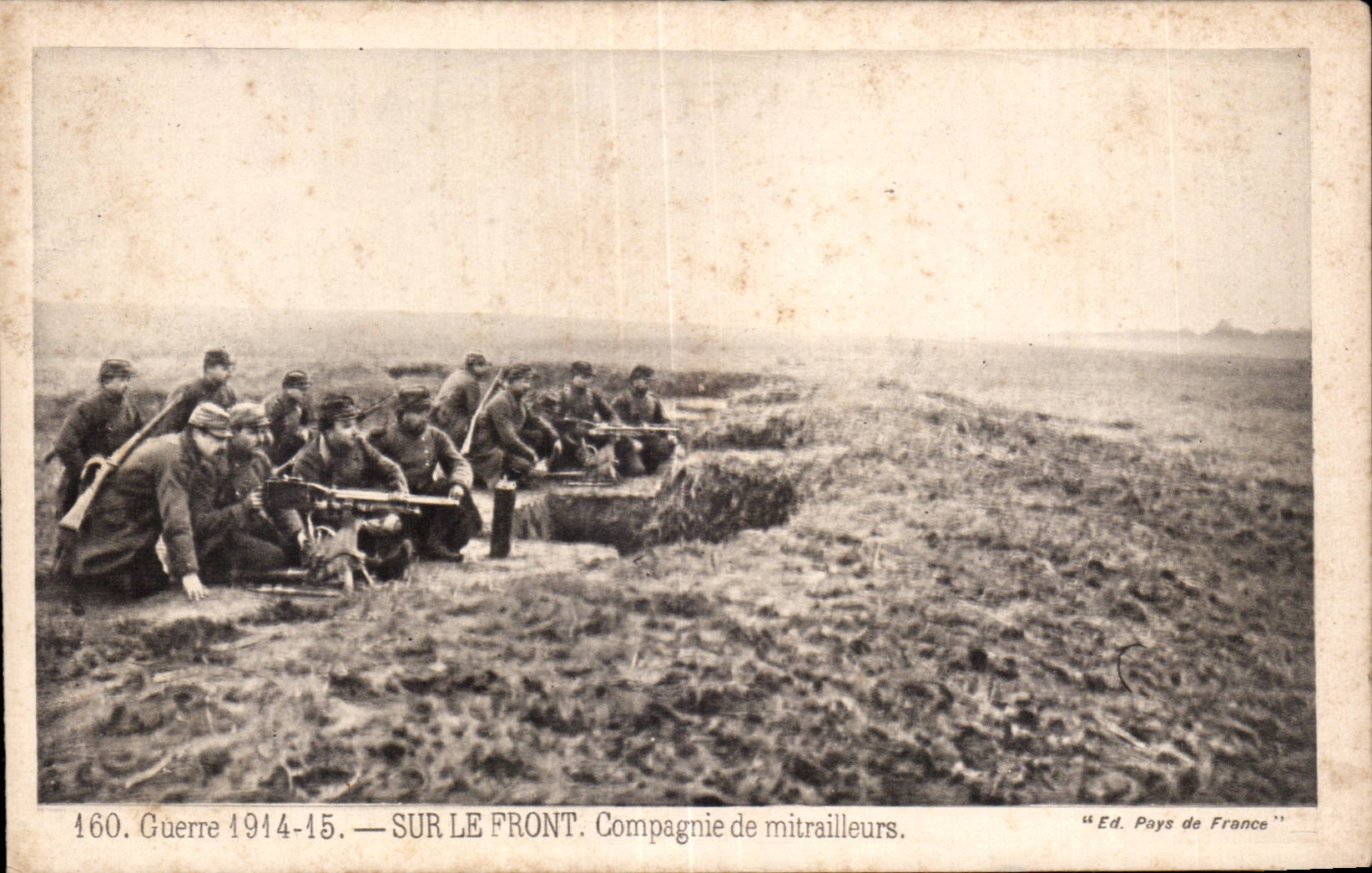 CPA Militaria Sur le front Compagnie de mitrailleurs
