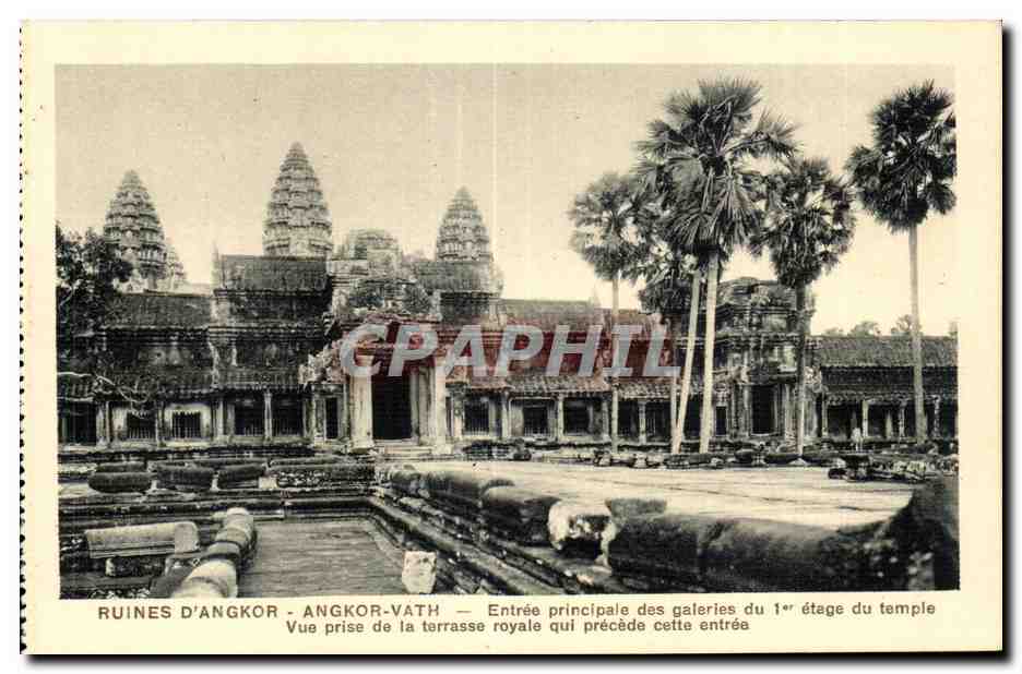Ruines d'Angkor - Angkor-Vath — Entrée principale des galeries du 1er étage du temple
