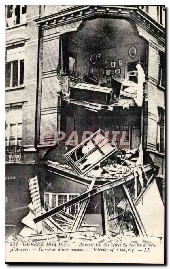 Anvers — Un des effets du bombardement d'Anvers — LL