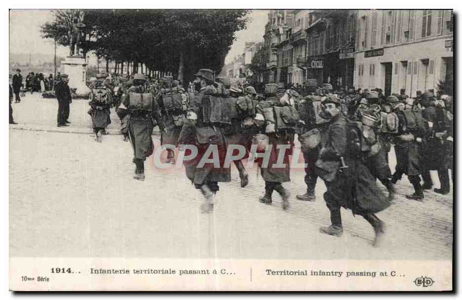 CPA Militaria Infanterie territoriale passant a C 