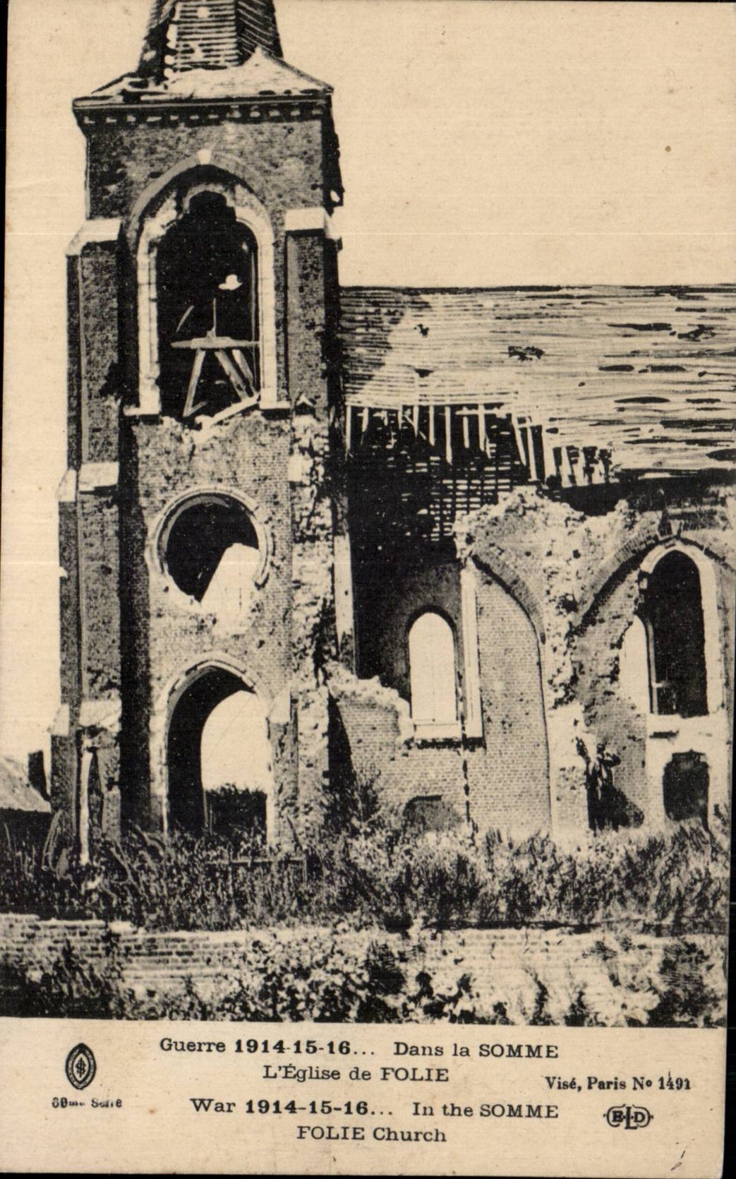 CPA Militaria Dans la Somme L eglise de Folie