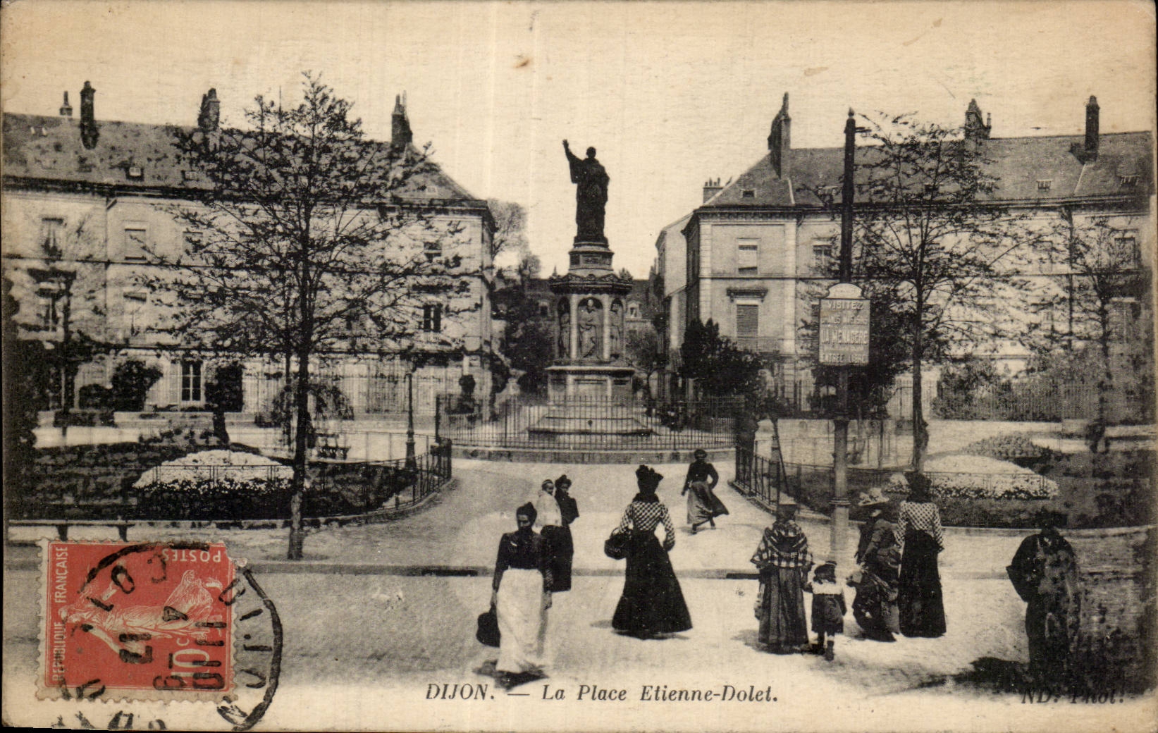 CPA Dijon La place Etienne Dolet 