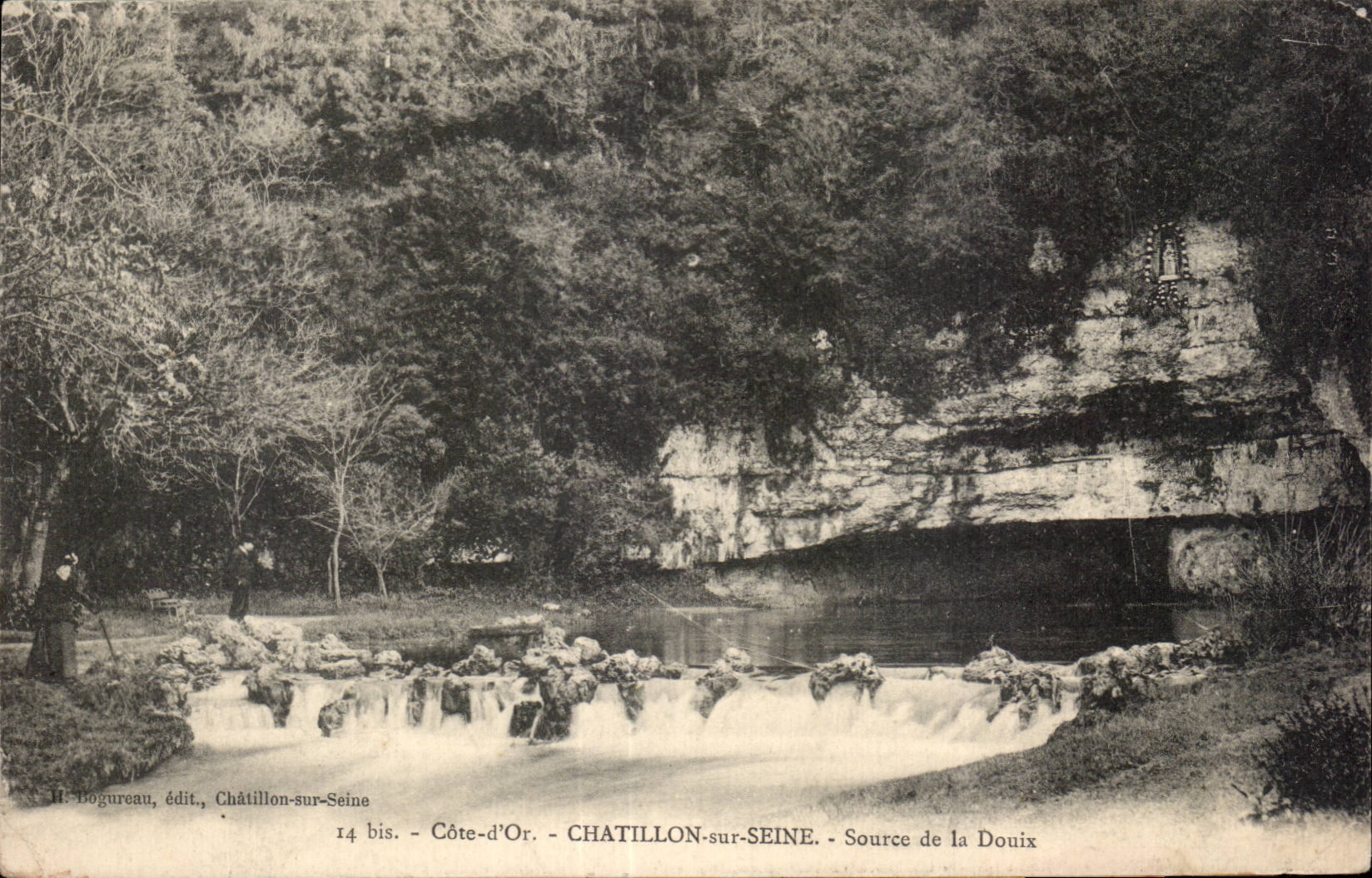 CPA Chatillon sur Seine Source de la Douix