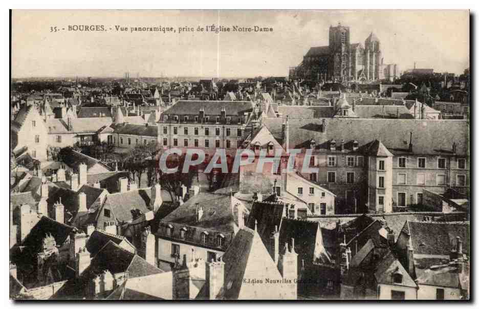 CPA Bourges Vue panoramique prise de l eglise Notre Dame