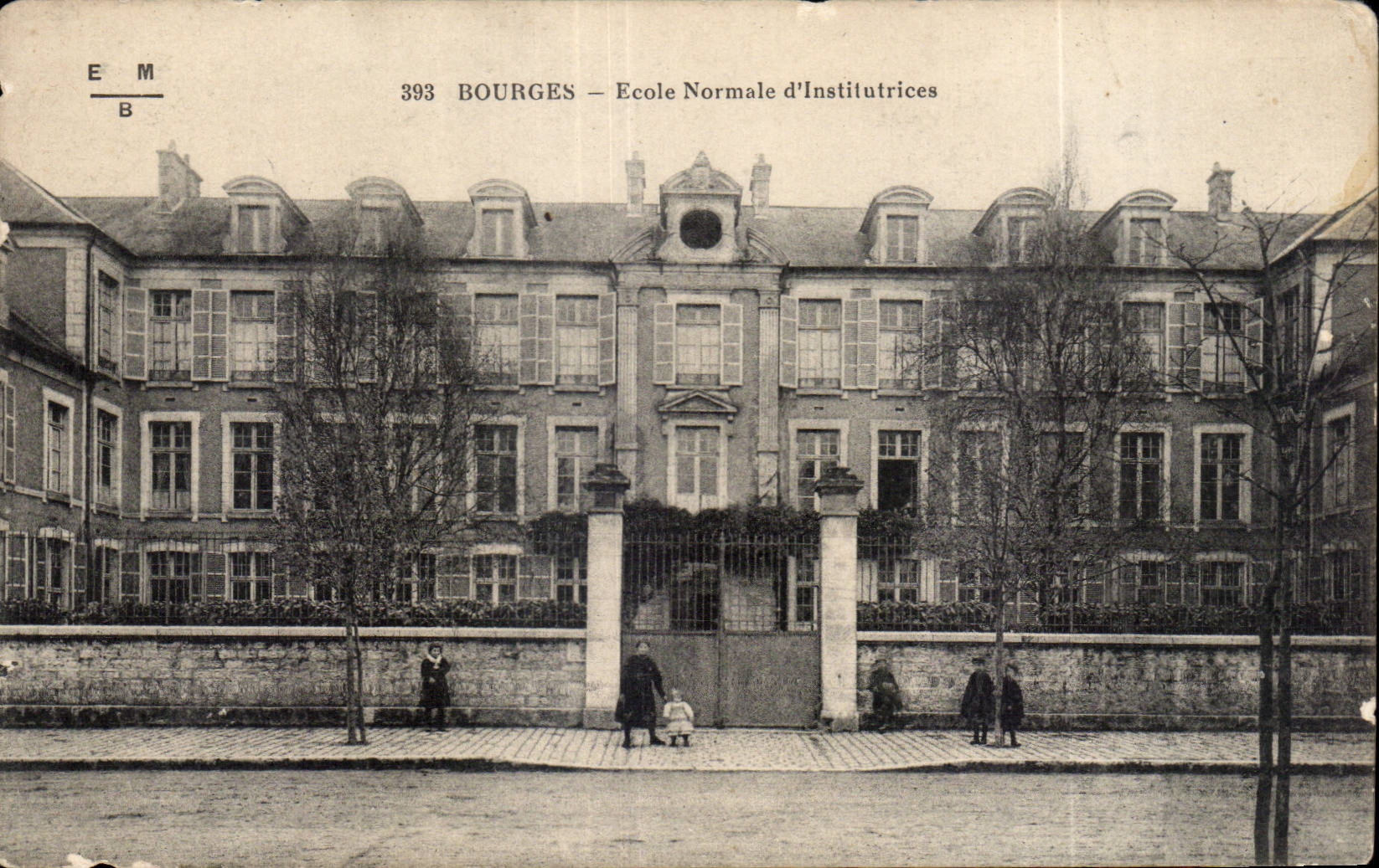 CPA Bourges Ecole normale d institutrices