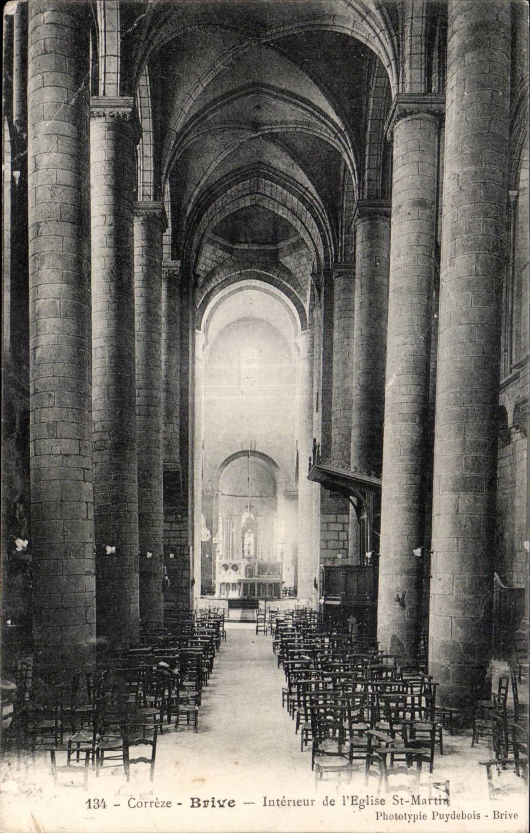 CPA Brive Interieur de l eglise St Martin 