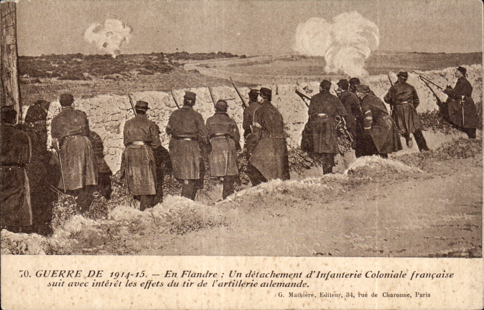 CPA Militaria Guerre de 1914 En Flandre Un detachement d infanterie coloniale francaise