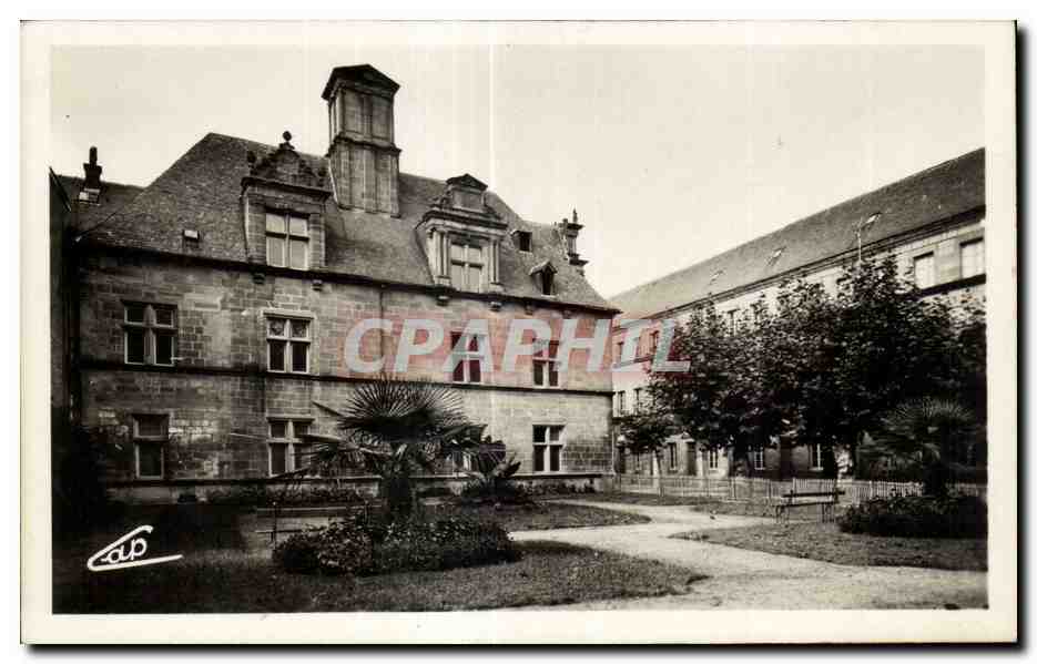 Brive - Le Jardin et l Hotel de Labenche CPA