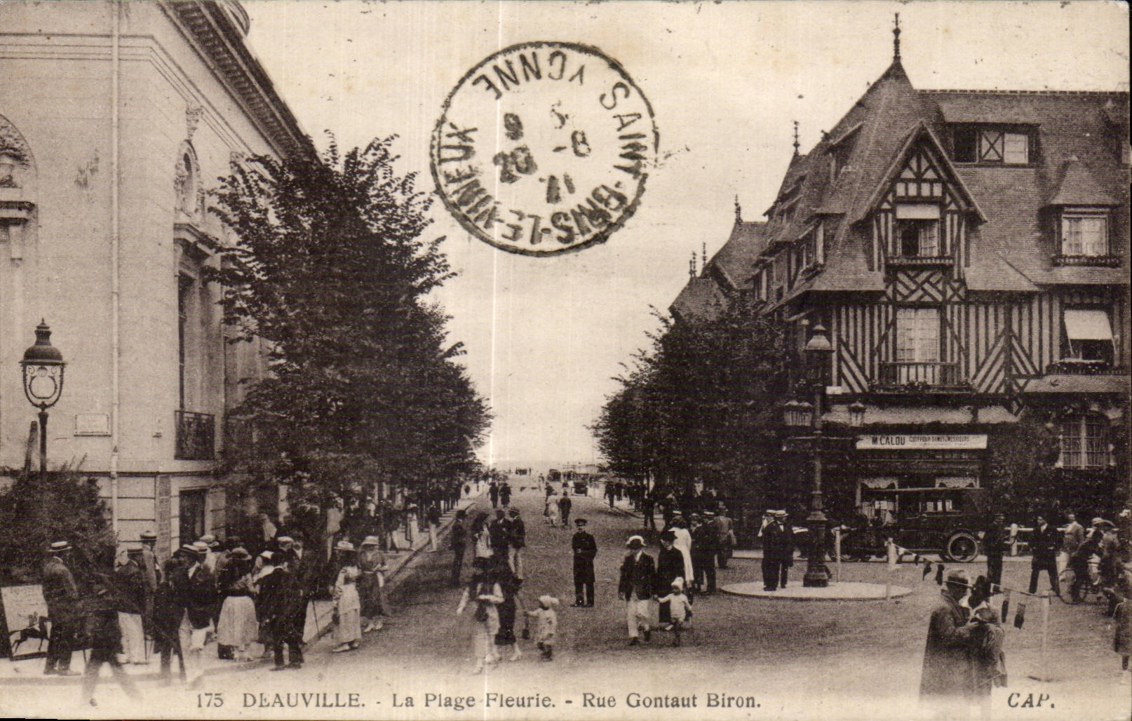 Deauville - La Plage Fleurie - Rue Gontaut Biron — CAP.