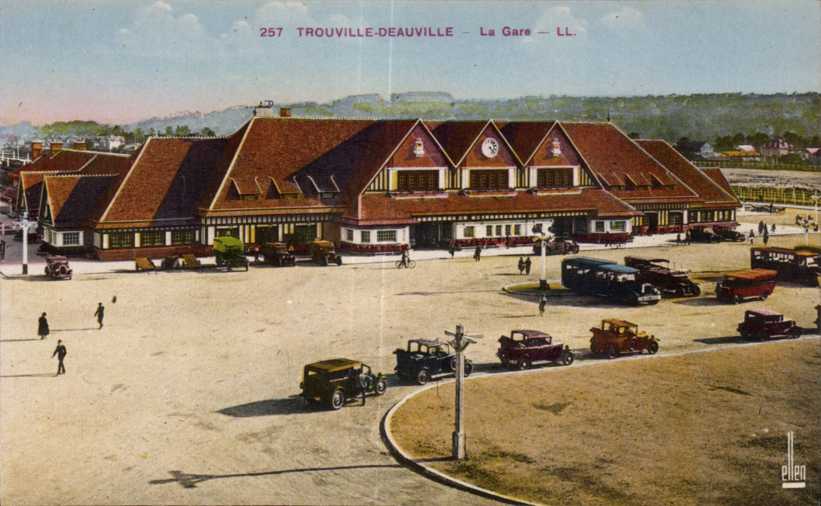 Trouville-Deauville — The Station — LL. — Publisher LL. no. 257