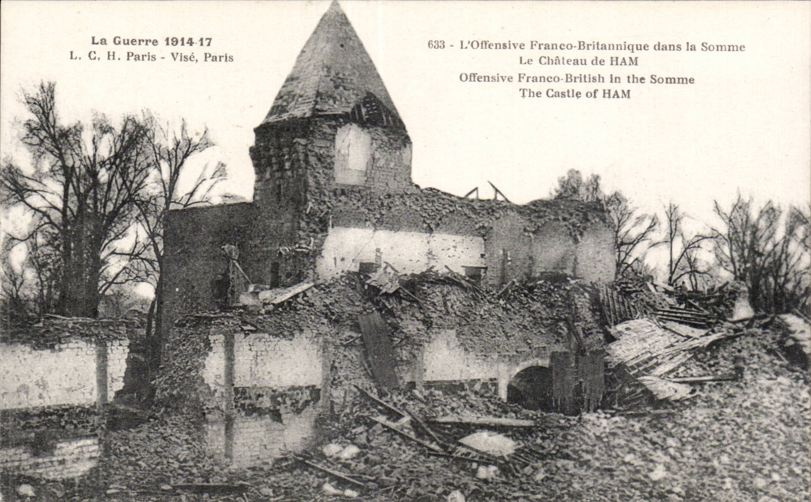 CPA Militaria Guerre de 1914 L offensive franco britannique dans la Somme le chateau de Ham 