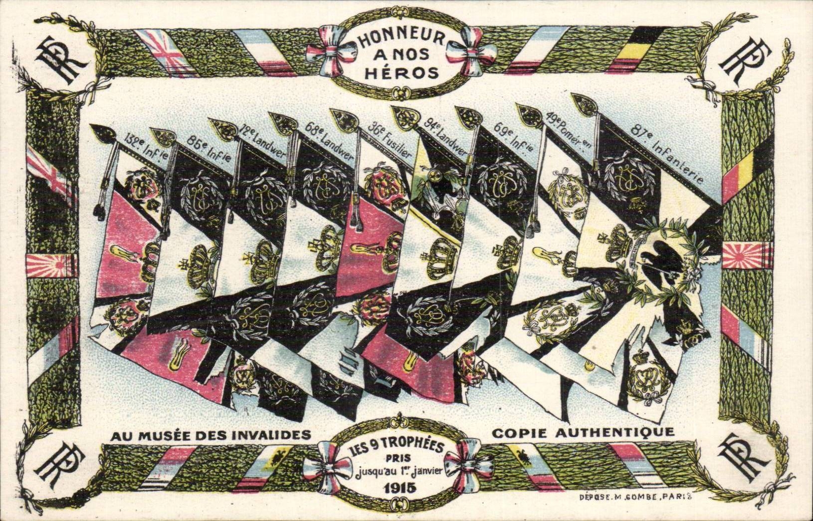 CPA Militaria Honneur a nos heros Musee des Invalides Drapeaux