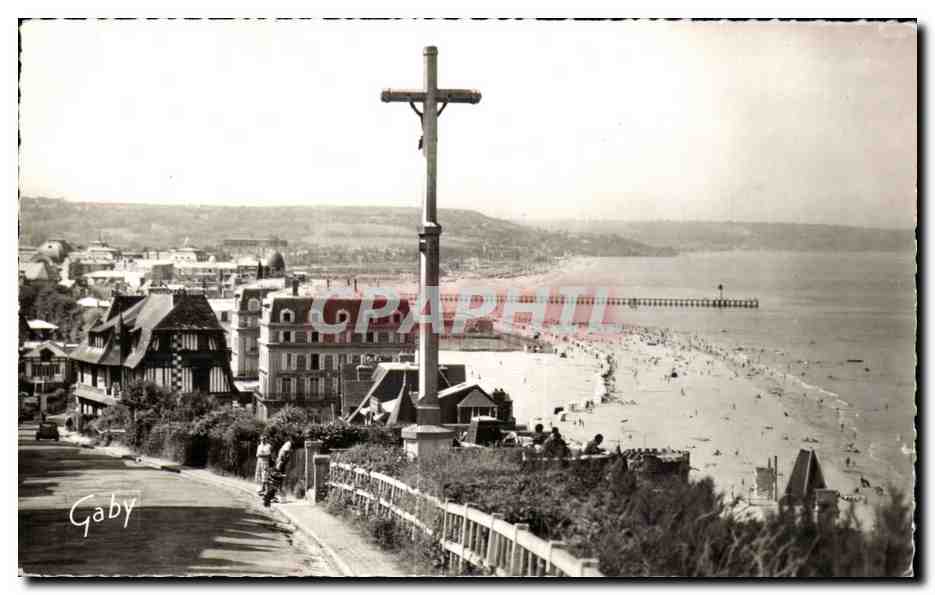 Trouville Deauville - Le Calvaire et la Plage - CPA 