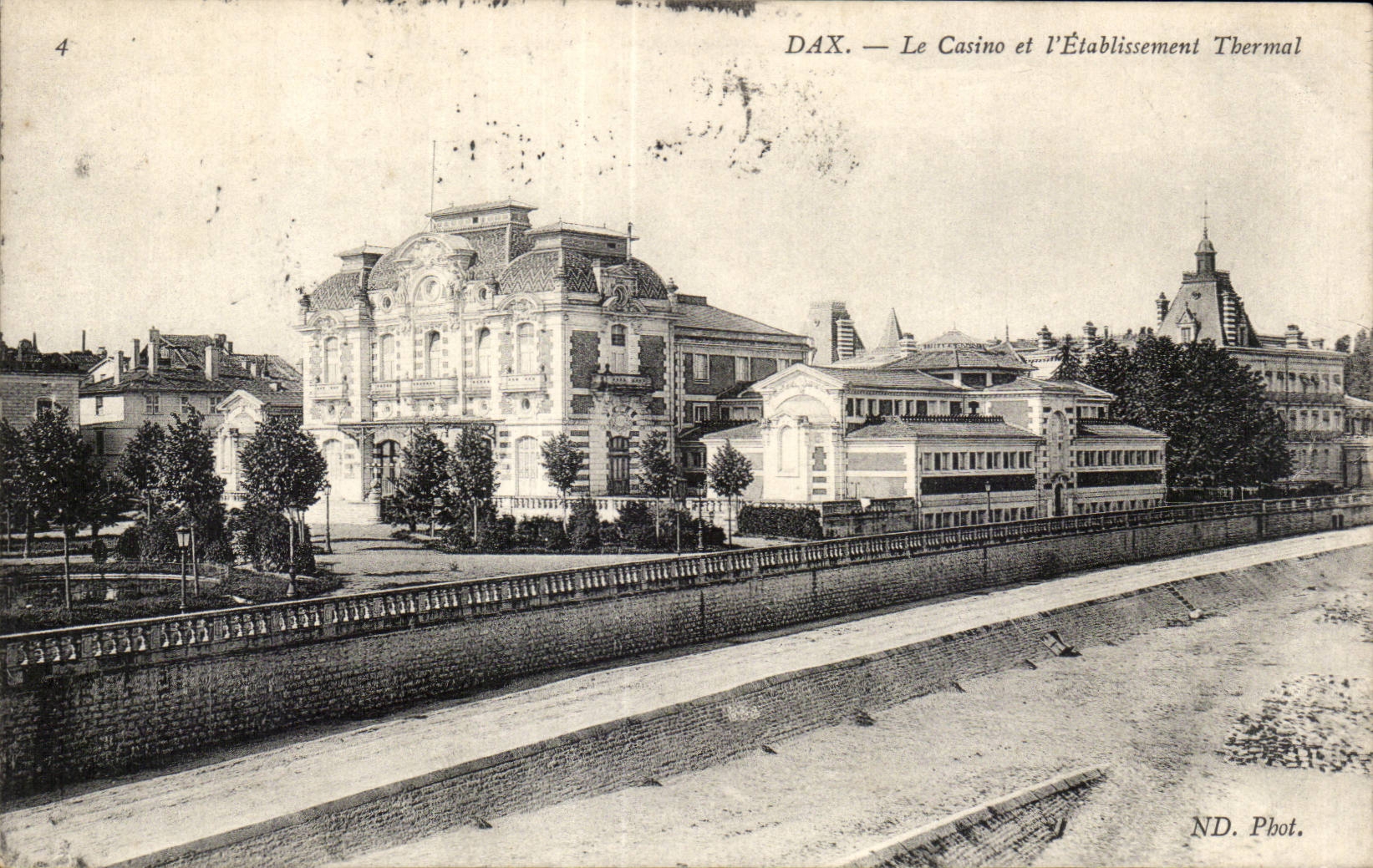 Hossegor - Le Casino et l Etablissement Thermal - CPA 