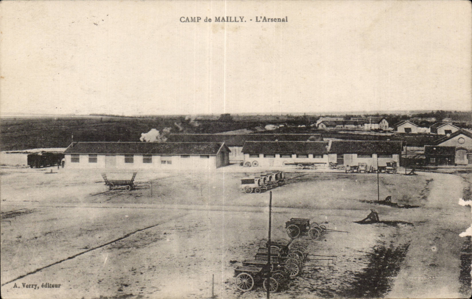 CPA Militaria Camp de Mailly L arsenal