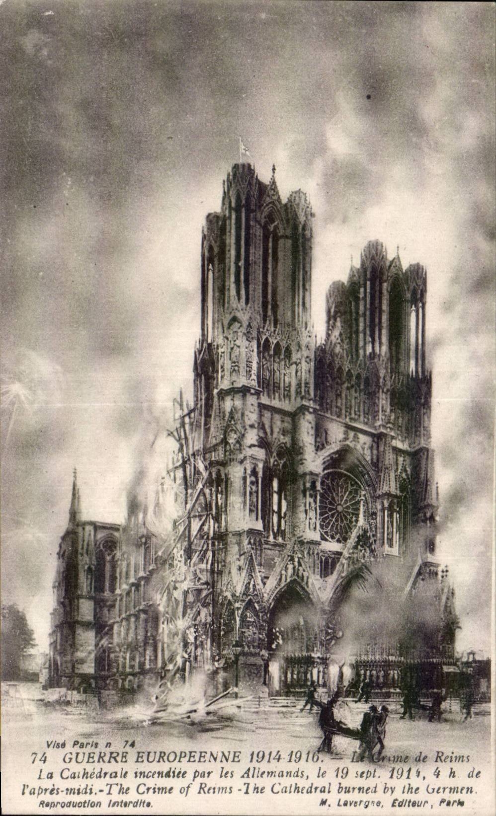 CPA Militaria Cathedrale de Reims