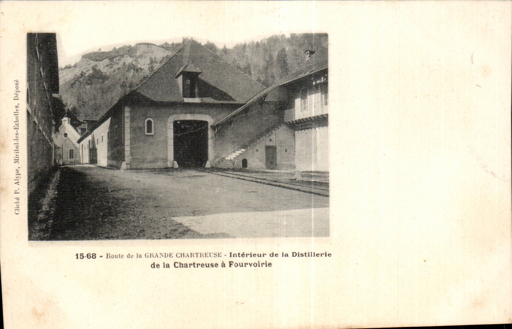 Route de la Grande Chartreuse - La Distillerie - Fourvoirie - CPA