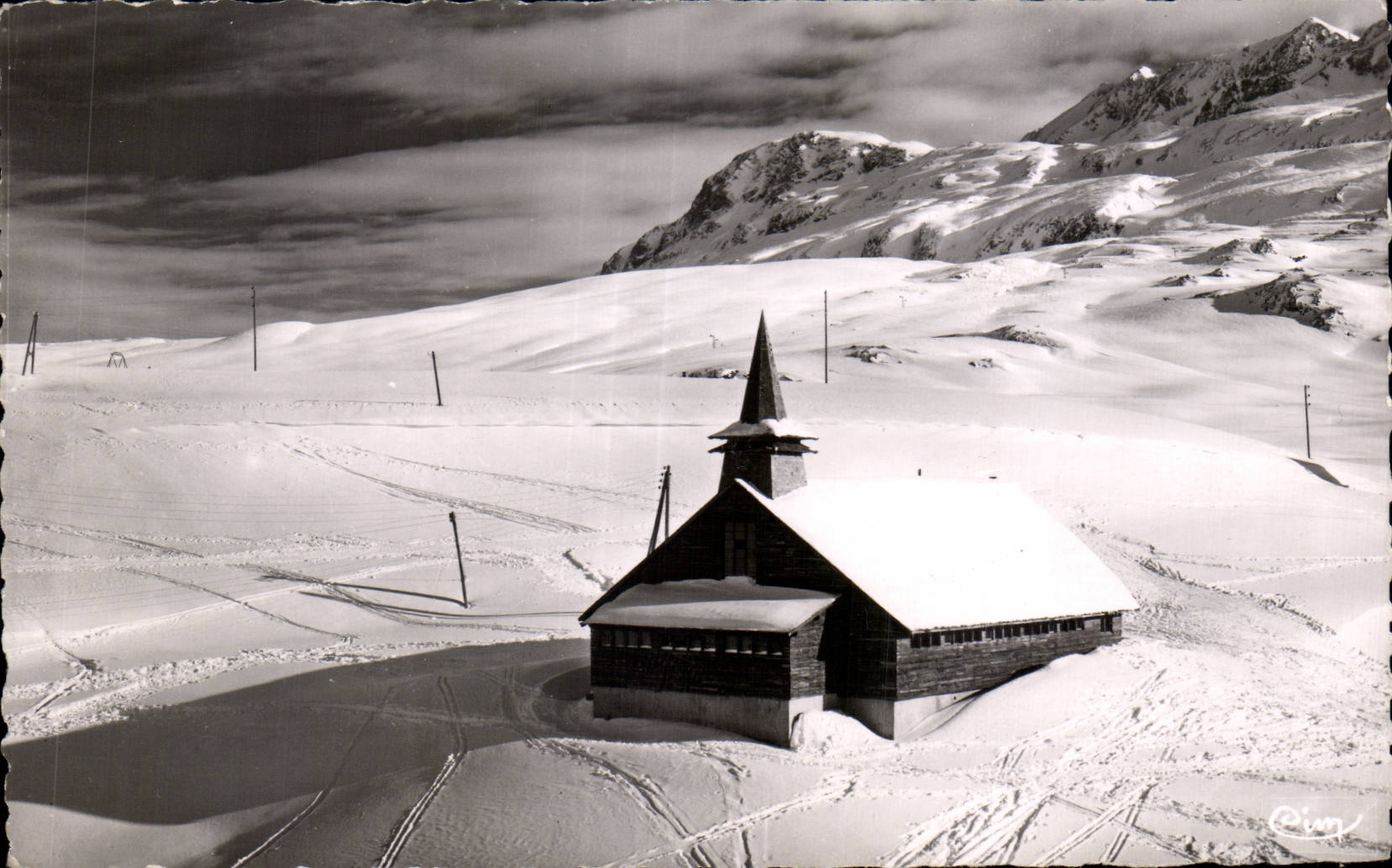 Alpe d'Huez (Isère) — La Chapelle et les Grandes Rousses — Photographie Mazon
