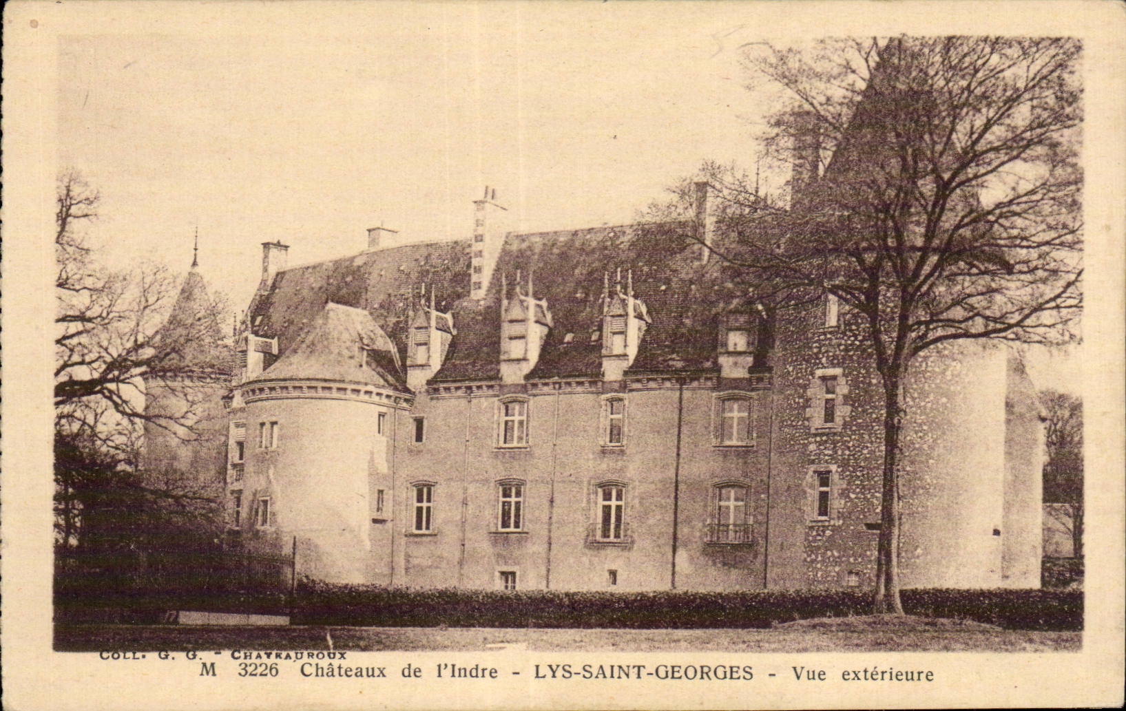 Châteaux de l'Indre — Lys-Saint-Georges — Vue extérieure — Coll. G.G. n°3226