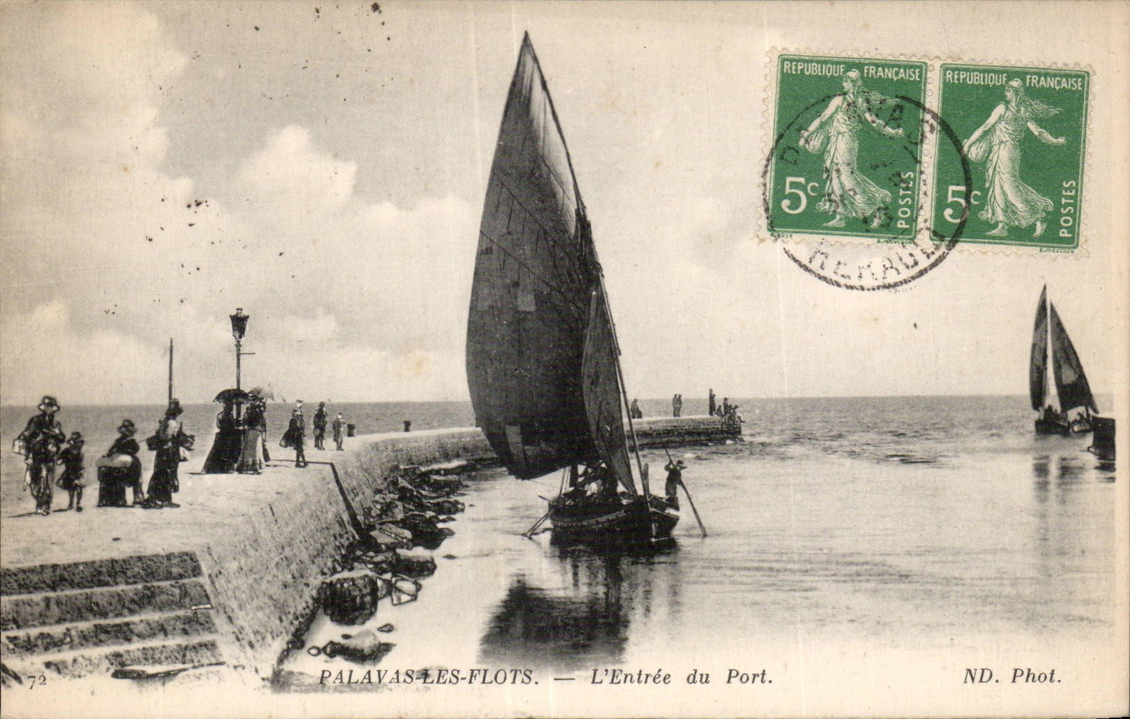 Palavas les Flots - L Entree du Port - CPA 