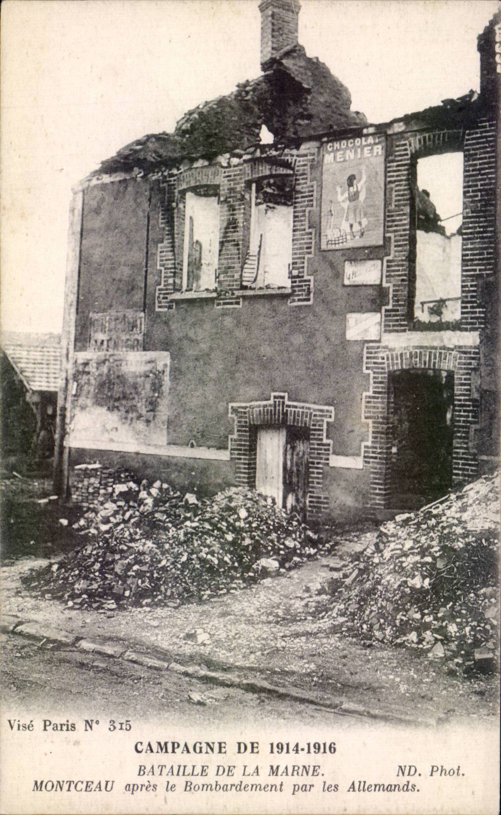 CPA Militaria Guerre de 1914 Bataille de la Marne Montceau apres le bombardement par les allemands