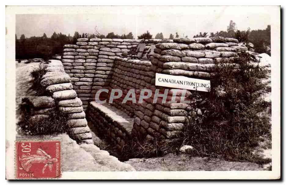 CPA Militaria Guerre de 1914 Canadian Front line 
