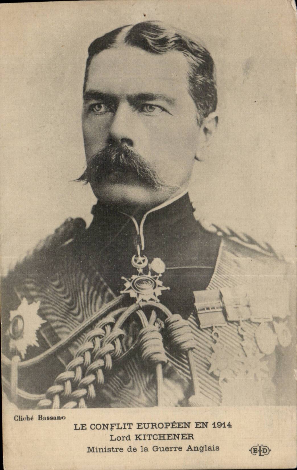 CPA Militaria le conflit europeen en 1914 lord Kitchener Ministre de la guerre anglais 