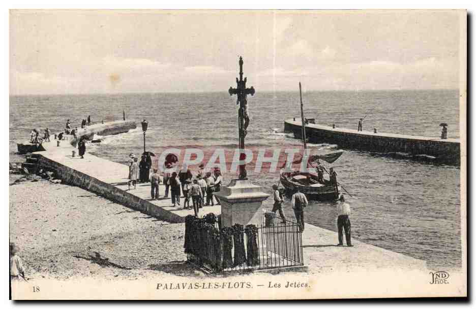 CPA Palavas les Flots les jetees