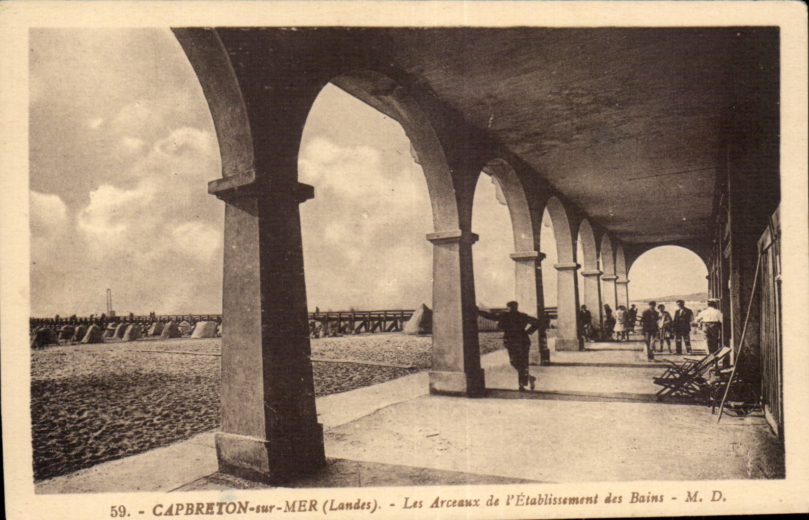Capbreton-sur-Mer (Landes) — Les Arceaux de l'Établissement des Bains — M. D.