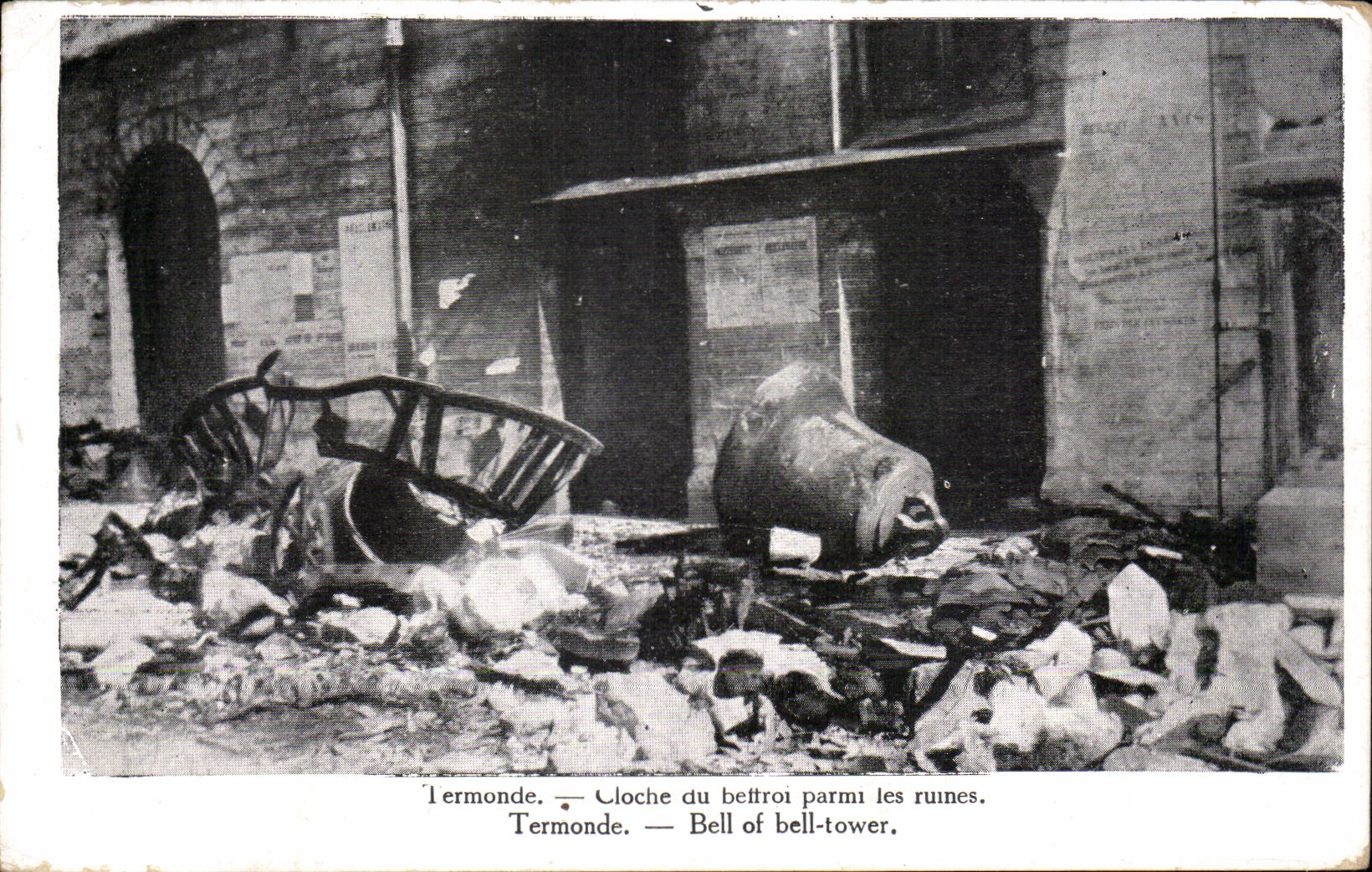 Termonde — Glocke des Turms unter den Ruinen — E. B. Verlag, Paris