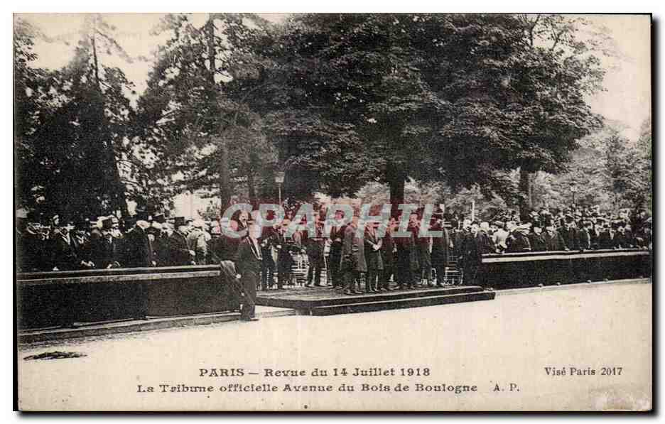 Paris - Fetes de la Victoire - 14 Juillet 1919 - Militaria - Le Tribune officielle - Avenue du Bois du Boulogne - CPA 