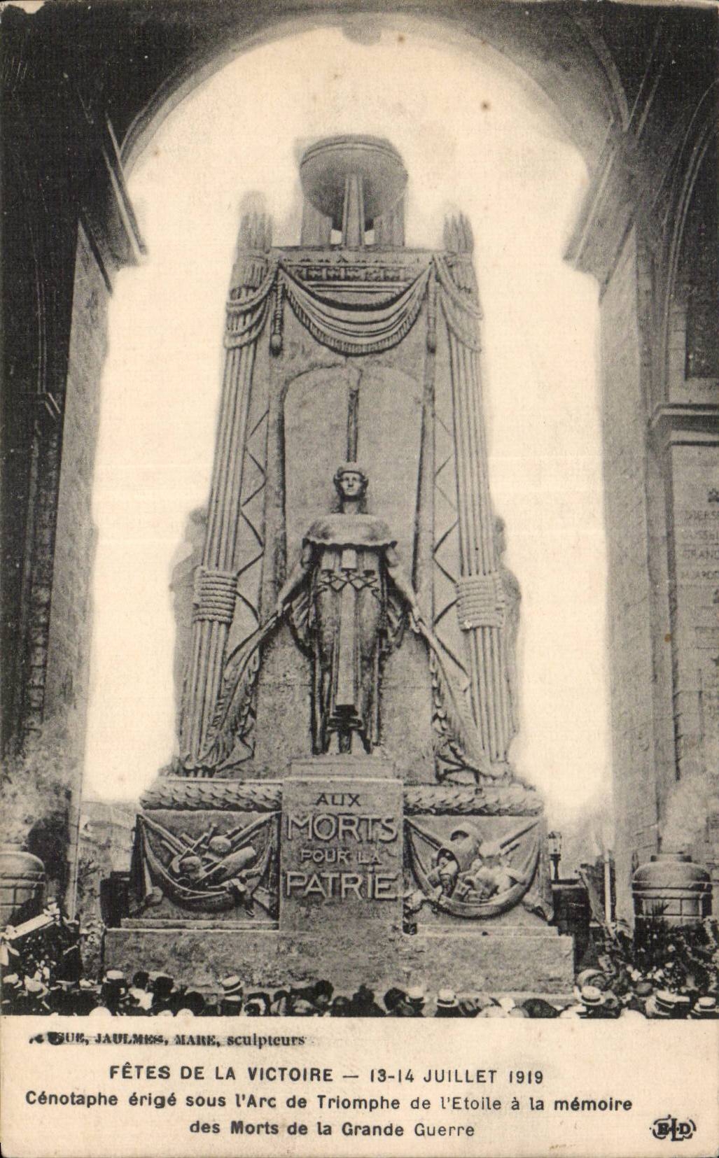 Cénotaphe aux Morts pour la Patrie — Fêtes de la Victoire — Jaulmes, Marie, sculpteurs — 13-14 juillet 1919