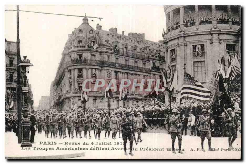 Paris — Revue du 4 Juillet 1919 — Les Troupes Américaines défilent Avenue du Président Wilson