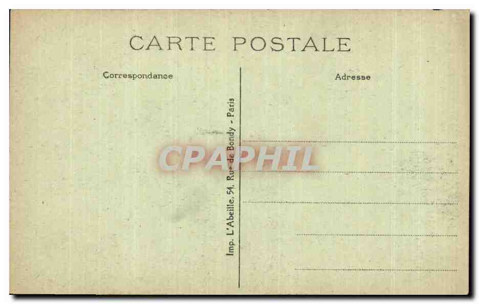 CPA Militaria Paris Fetes de la Victoire 14 juillet 1919 Rond point des Champs Elysees La pyramide de Canons allemands — Verso
