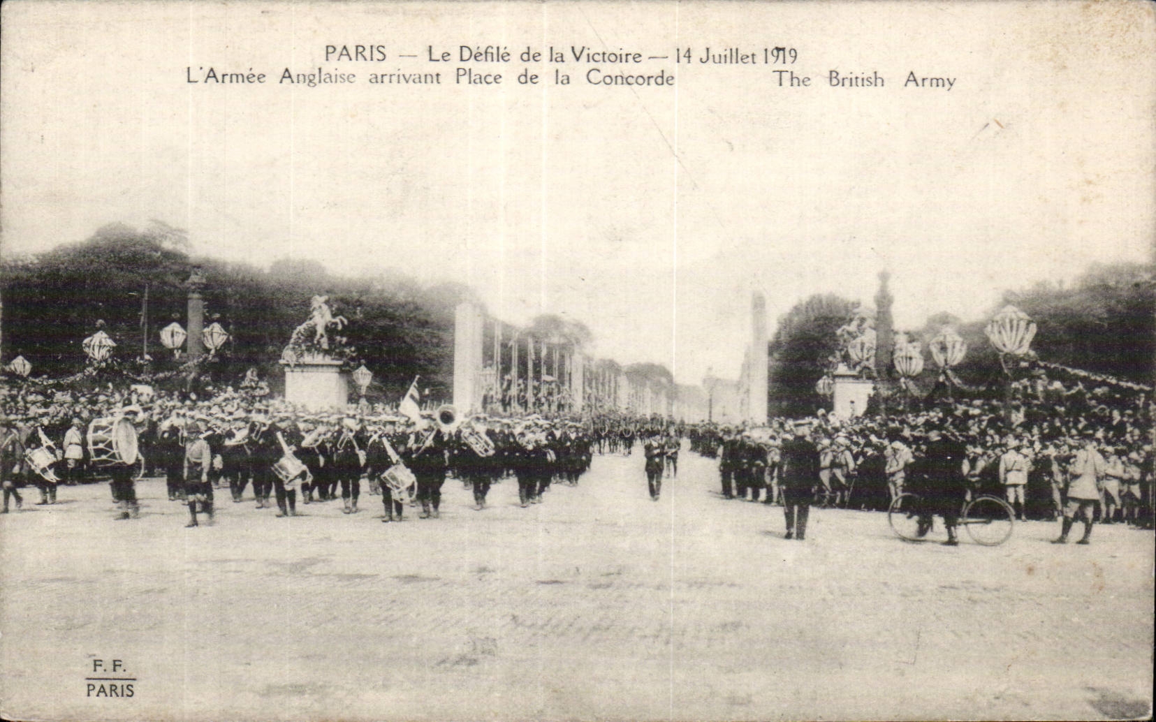 CPA Militaria Paris Defile de la Victoire 14 juillet 1919 L armee anglaise arrivant Place de la Concorde